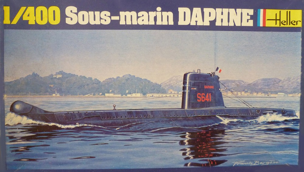 Sous-marin DAPHNE 1/400ème Réf 81069 Daphny11