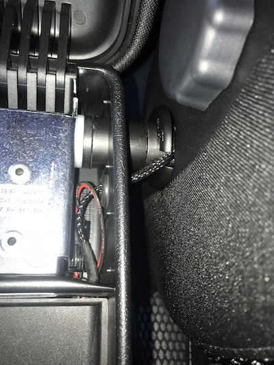 Installation de l'option Qi-Charger sur Accoudoir 1,6L Sydmeko de 2stair Img34711