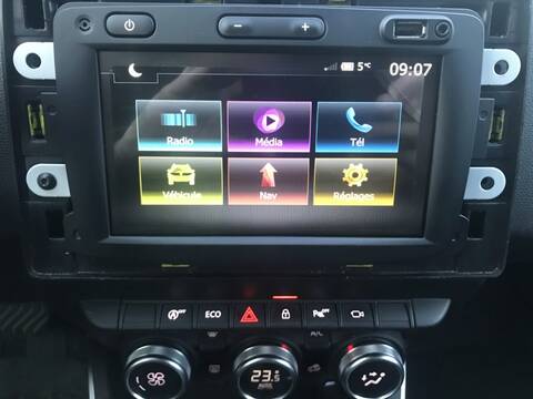 Vends MediaNav 3 avec Apple CarPlay et Android Auto & DAB+