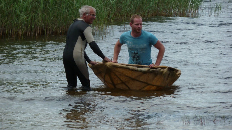 Fabrication d'un coracle P1070514