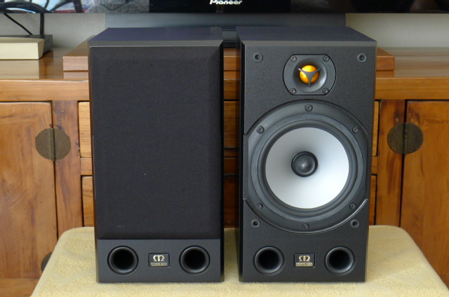 Monitor Audio Bronze 2 Bookshelf Speakers Used SOLD