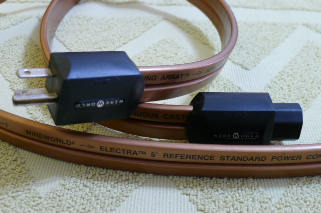 WireWorld Electra 5 Squared Reference Standard Power Conditioning Cord, 2 m (Used) SOLD P1110723