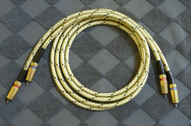 Wireworld Polaris V RCA Interconnects, 1.5m (Used) SOLD P1110913