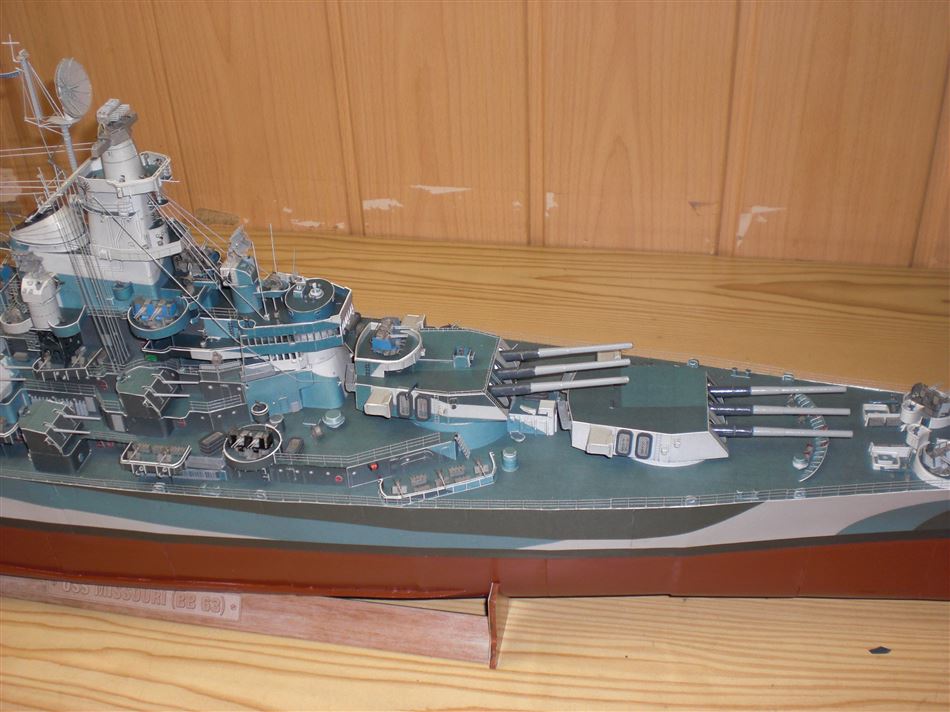USS Missouri GPM (Katalog-Nr.242 -13/2005) 1:200 gebaut von Uwe Grawunder Cimg2315