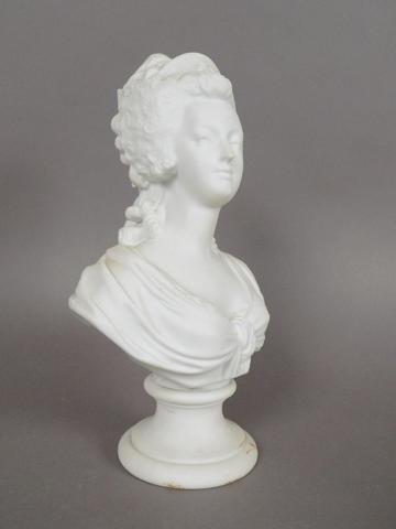 Collection bustes de Marie Antoinette - Page 5 18592810