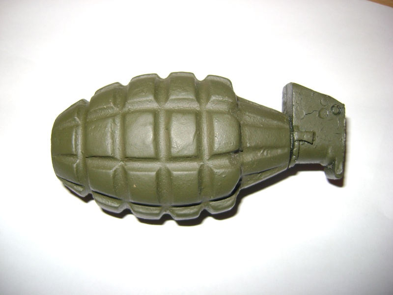 copie de grenade F1 Dsc03815
