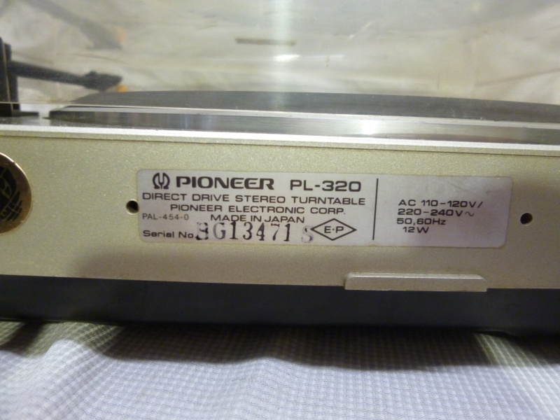 Pioneer PL-320 Turntable (SOLD) P1020820