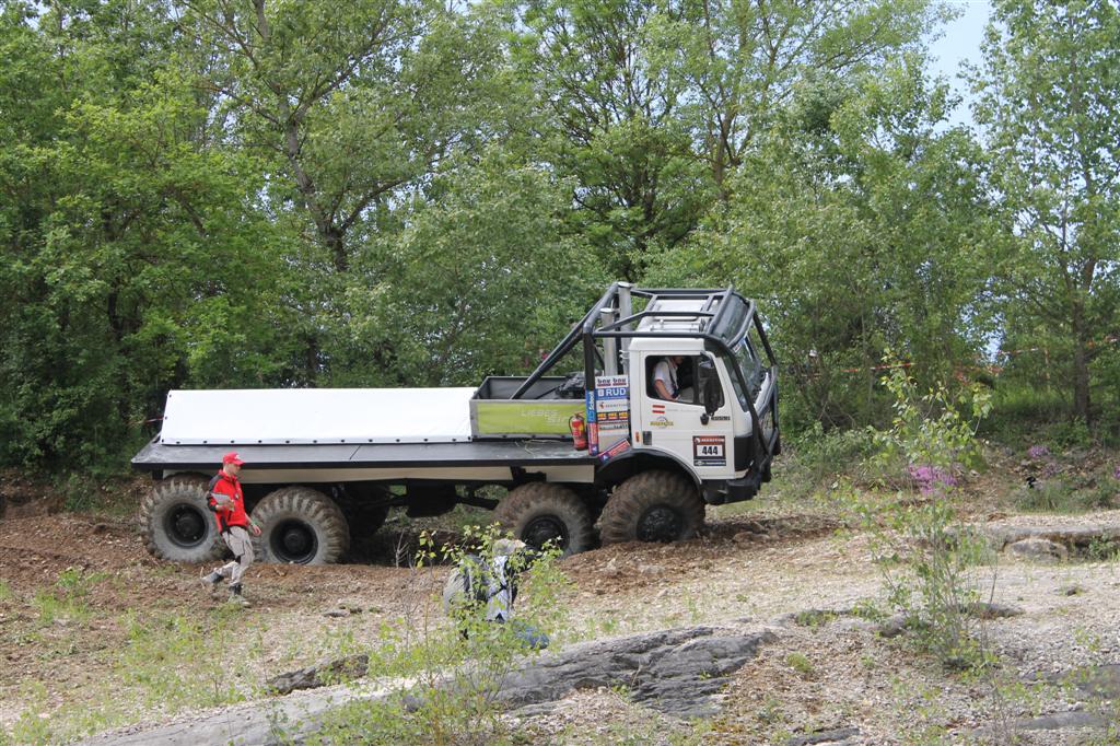Trial camion à Montalieu : les 14 et 15 mai 2016 - Page 2 444sk311