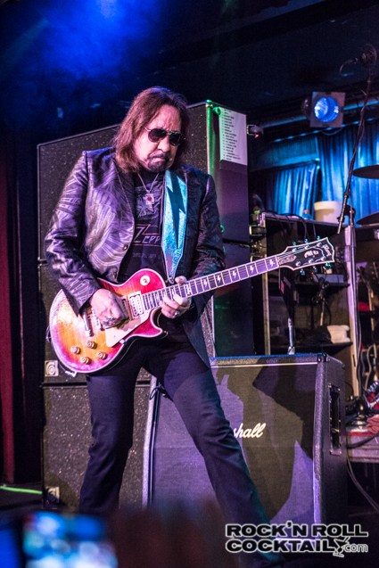 Ace Frehley News ! - Page 29 Ace-fr17