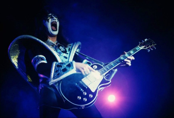 Ace Frehley News ! - Page 31 Acekis11