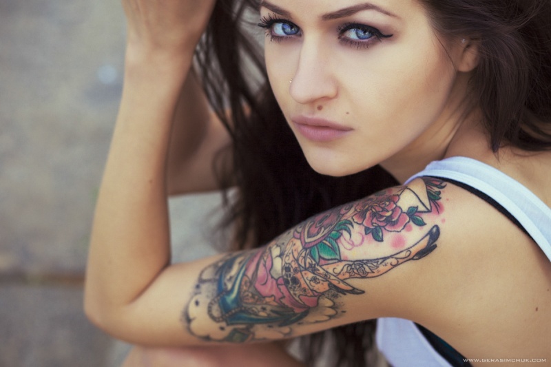 CHARME - Les plus belles femmes sont tatouées... - Page 6 Inked-25