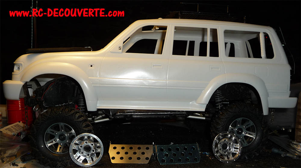 Toyota LC80 HDJ80 sur chassis Scx10 Toyota26