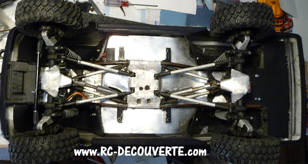 Toyota LC80 HDJ80 sur chassis Scx10 - Page 2 Toyota56