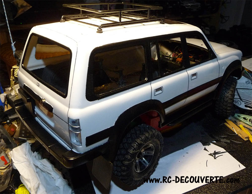 Toyota LC80 HDJ80 sur chassis Scx10 - Page 4 Toyota76
