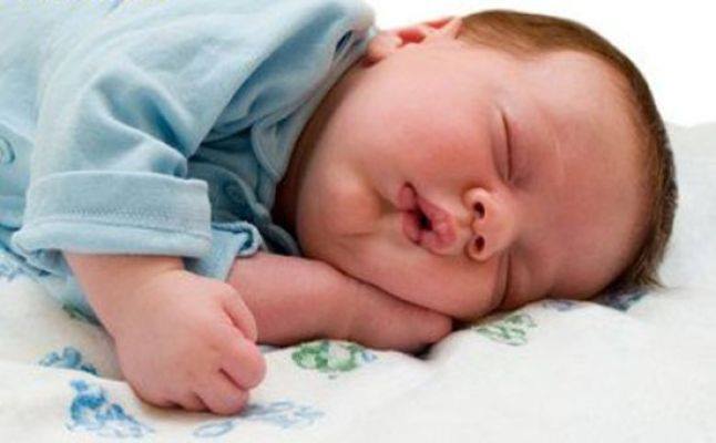 ضيق التنفس عند الاطفال اثناء النوم 11111526