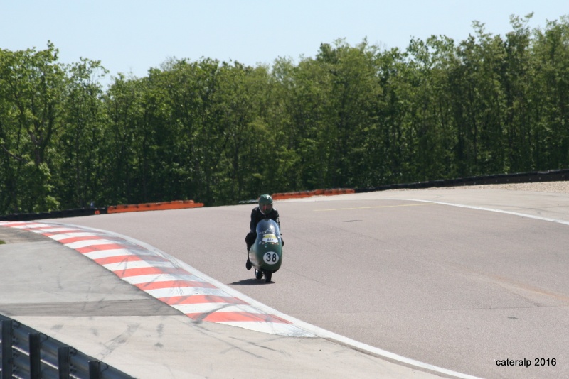Coupes Moto Légende 2016 les photos Moto_l75