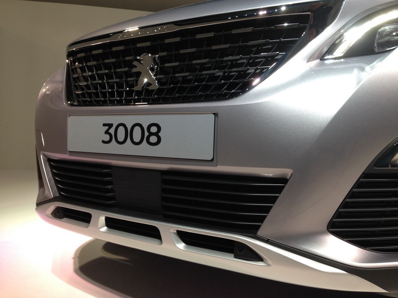 2016 - [Peugeot] 3008 II [P84] - Page 35 Tt-red10