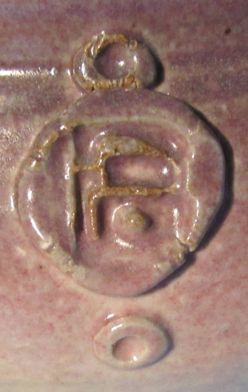Any ideas who this potters mark belongs to? Img_3412
