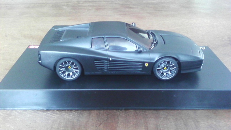 Ferrari testarossa noire mat P_201626