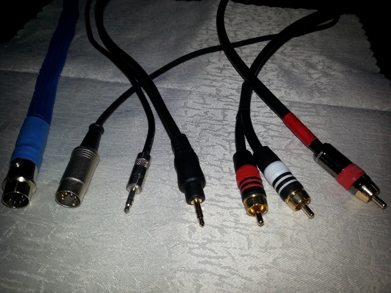 Custom made audio cables with various connectors Cables11