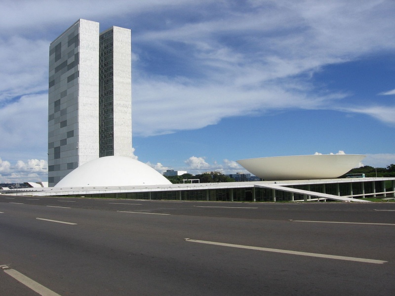 Oscar Niemeyer - architecte et  designer (1907 - 2012) 1280px15