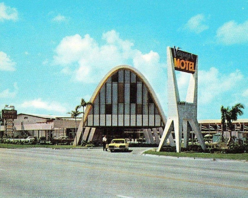 Motels - Hôtels 1940's - 1960's - Page 2 12909610