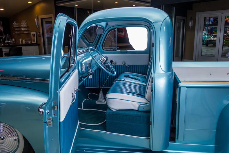 1951 Ford Pick Up - The Glass Pearl - Jones Rod and Custom 26350010