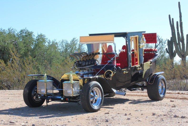 Munster Koach - George Barris 8935_f10