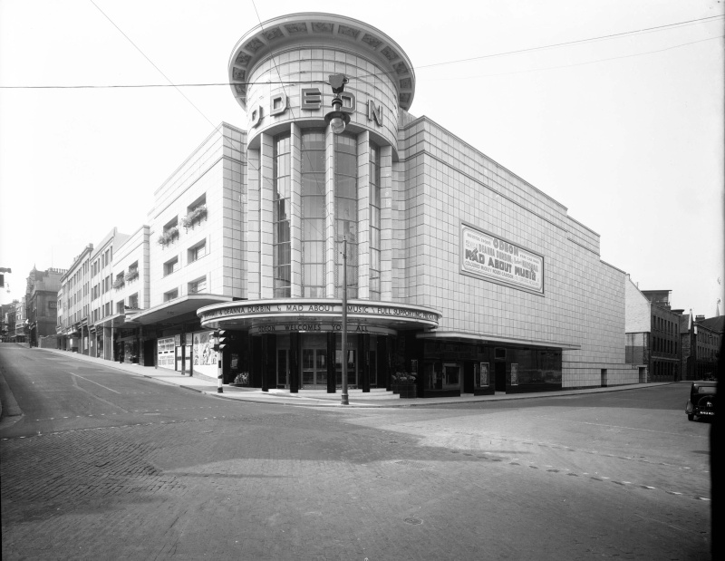 Cinéma et salles de Spectacles 1940's - 1960's - 1940's to 1960's theatre - Page 3 Odeon11