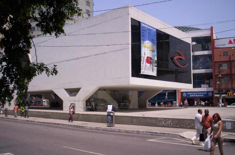Oscar Niemeyer - architecte et  designer (1907 - 2012) Teatro10
