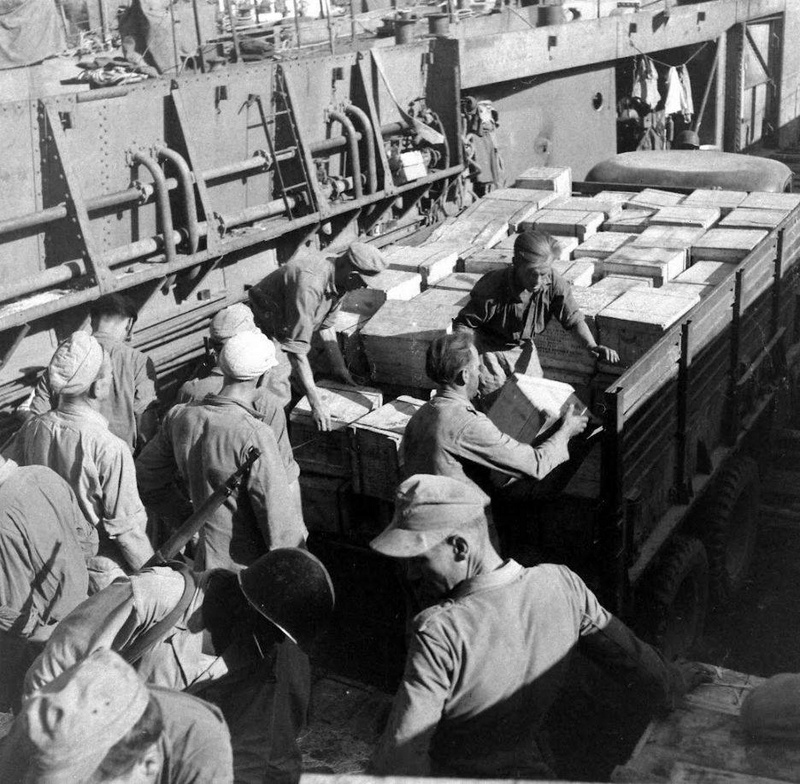 Prisonniers 90° Pz Division - île d'Elbe juin 1944 12313610