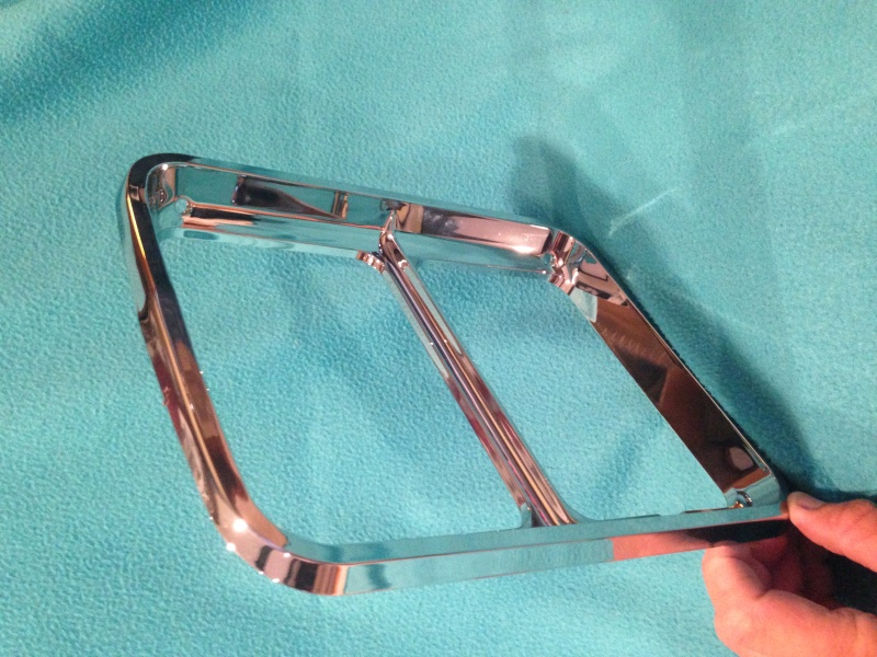 New headlight bezels for 76/77 Image11