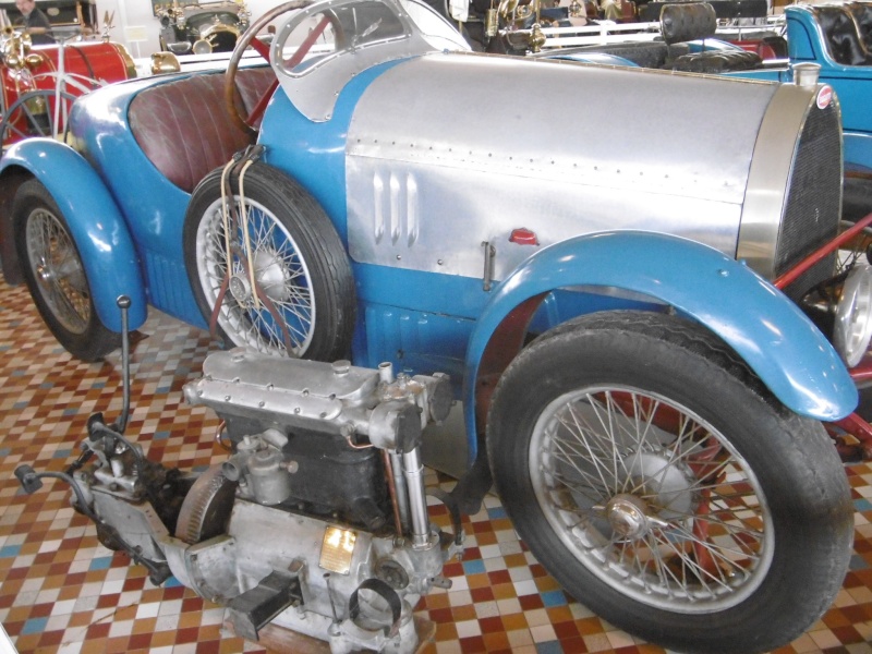 visite du musée automobile de talmon st hilaire  P1000293