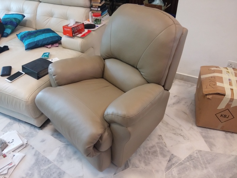 [SOLD] Recliner sofa - single seater (good quality) 20160523