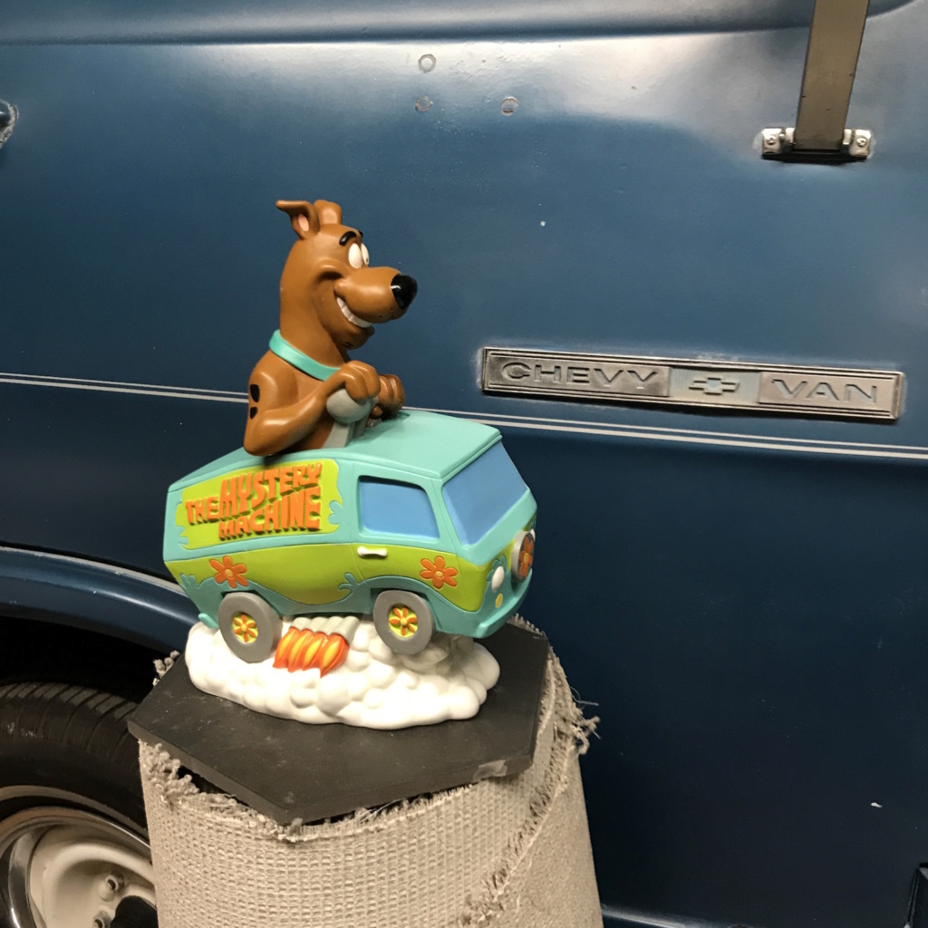 Mystery Machine Hot Rod Large bank Figurine all Vinyl $27 shipped Img_3110