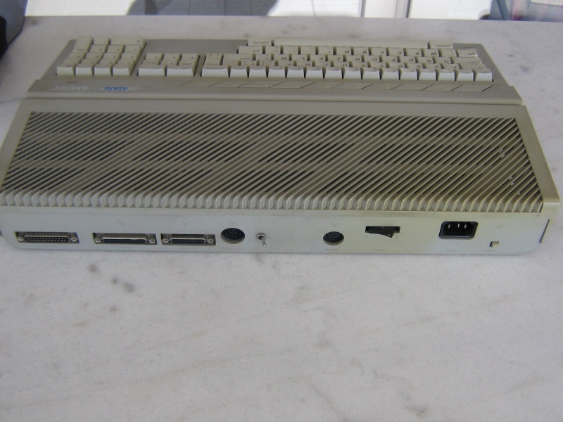 [Vendu] Atari 1040 STFM Img_4520