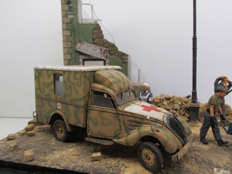 Peugeot ambulance - JMP - Résine - 1/35 Ambula10