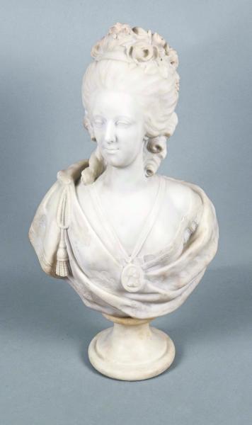 Collection bustes de Marie Antoinette - Page 5 14649310