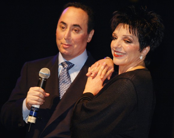 Did David Gest had a troubled marriage? A_muri11