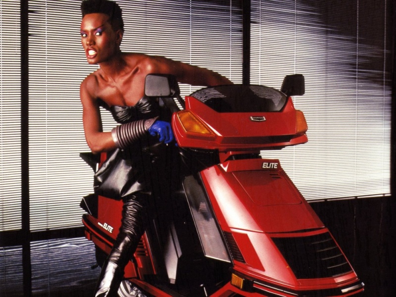 Grace Jones:  The Lady That Mastered Her Arts Grace-20