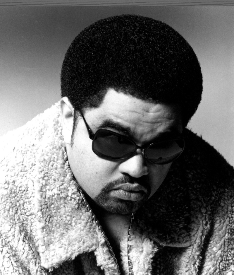 Heavy D, the smooth-talking and cheerful rapper who billed himself as “the lover M.C Heavy-10