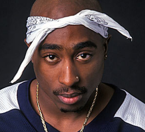 Men who like wearing bandana Tupac10