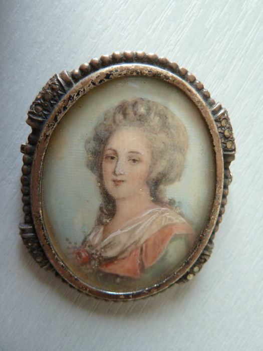 Collection : miniatures de Marie Antoinette et de ses proches - Page 9 61b8f810