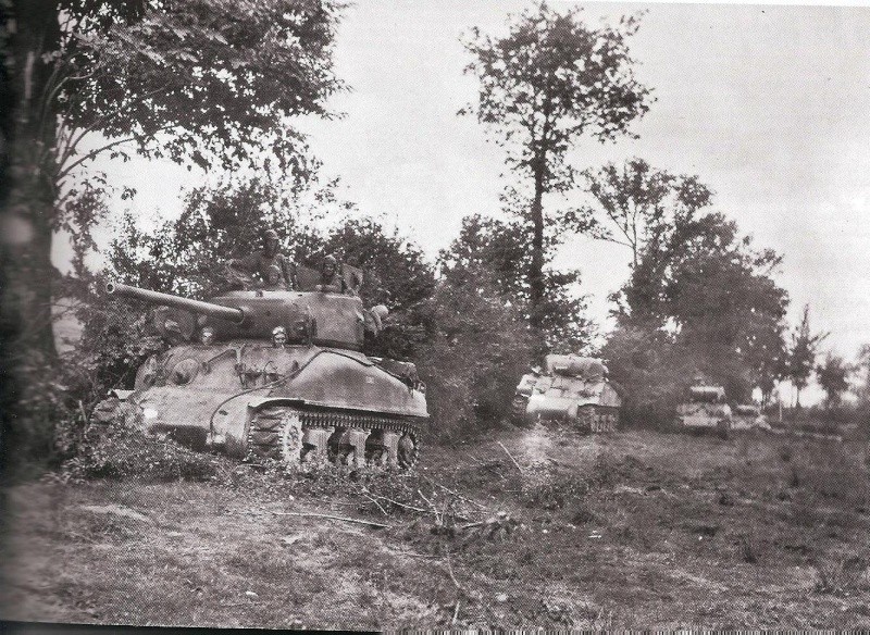 Normandie 1944: M4A1 (76) 001_1_10