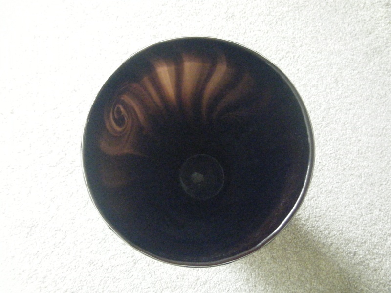 16" tall brown marbled glass vase : weighs 2.8kg Dscf6116