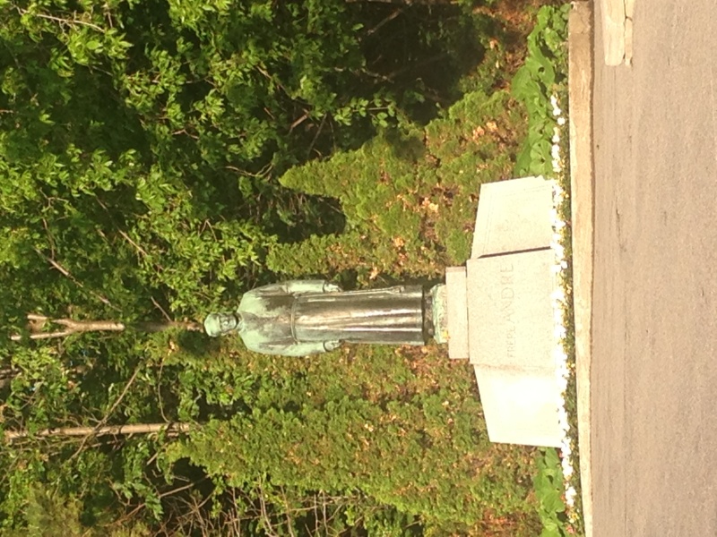 La croix, la vue et l'Orgue de l'Oratoire St-Joseph a Montrèal au Québec 20150620