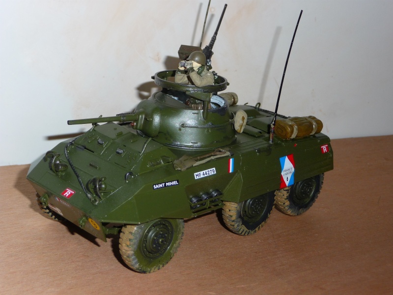 U.S. M8 Light Armored Car GREYHOUND  - TAMIYA 1/35 -  réf: 228 P1060720