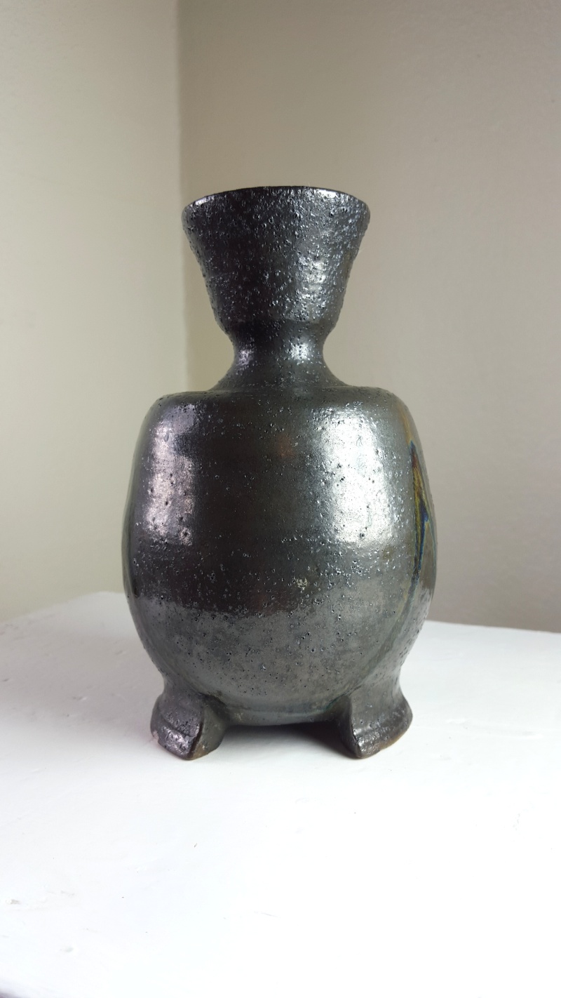 Help to identify modernist footed vase marked WB or QM or....? Blackf12