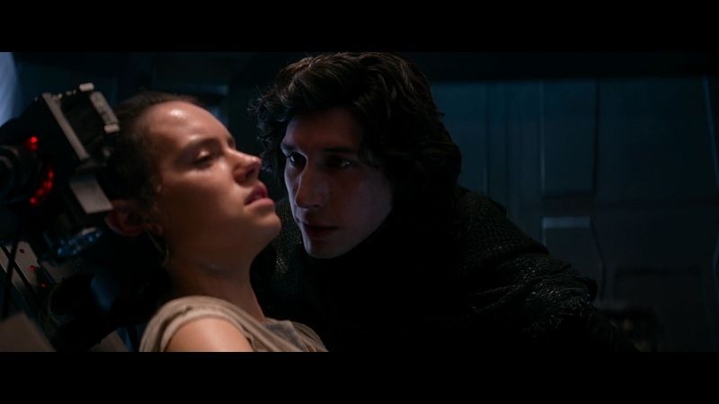 ARCHIVE: Rey and Kylo - Beauty and the Beast, Scavenger and the Monstah, Their Bond, His Love, Her Confused Feelings - 2 - Page 20 Screen16