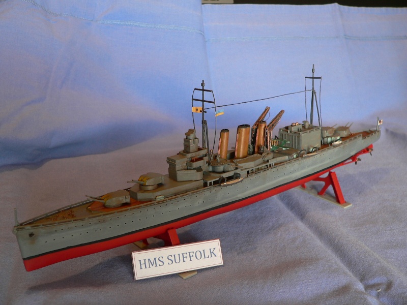 [AIRFIX] Croiseur lourd HMS SUFFOLK 1/600ème Réf 03203 Su_110